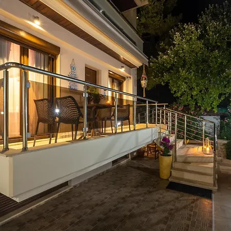 νεφέλη: ολόκληρο σπίτι για αξέχαστες διακοπές στη σιβηρή