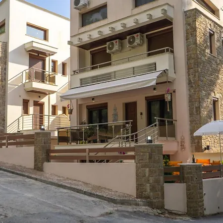 νεφέλη: ολόκληρο σπίτι για αξέχαστες διακοπές στη σιβηρή Siviri