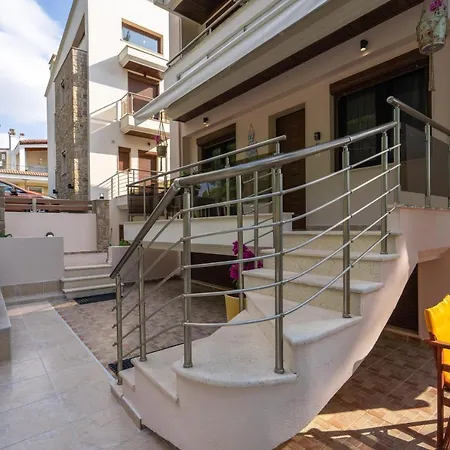 Apartment νεφέλη: ολόκληρο σπίτι για αξέχαστες διακοπές στη σιβηρή *